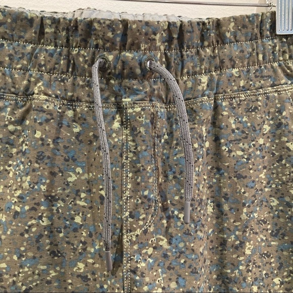 MEC Sz 12 Wanderwall Comfort Outdoors Elastic Waist  and Hem Pockets Pants - Picture 3 of 7